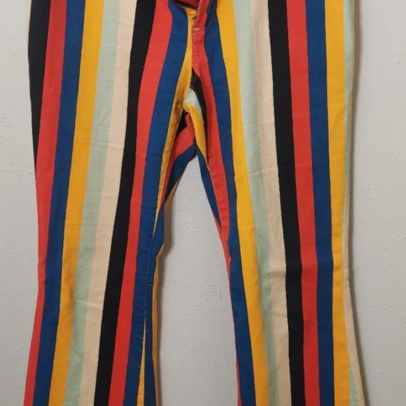 Alice + Olivia Multicolor Striped Jeans - Picture 7 of 7